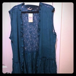 2x/3x Boutique Ruffle Duster Vest